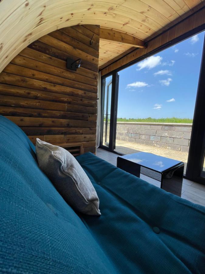 Henny Riverside Glamping Sudbury  Kültér fotó